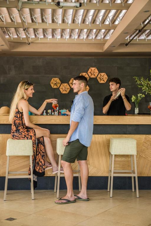 Bar/lounge
