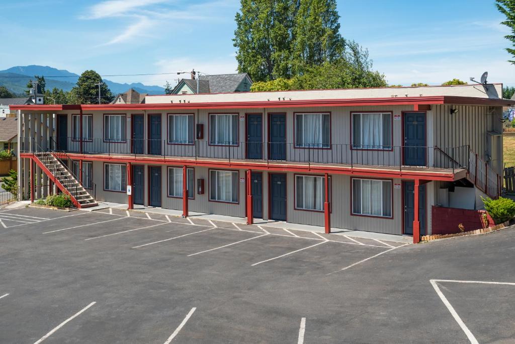 Riviera Inn photo