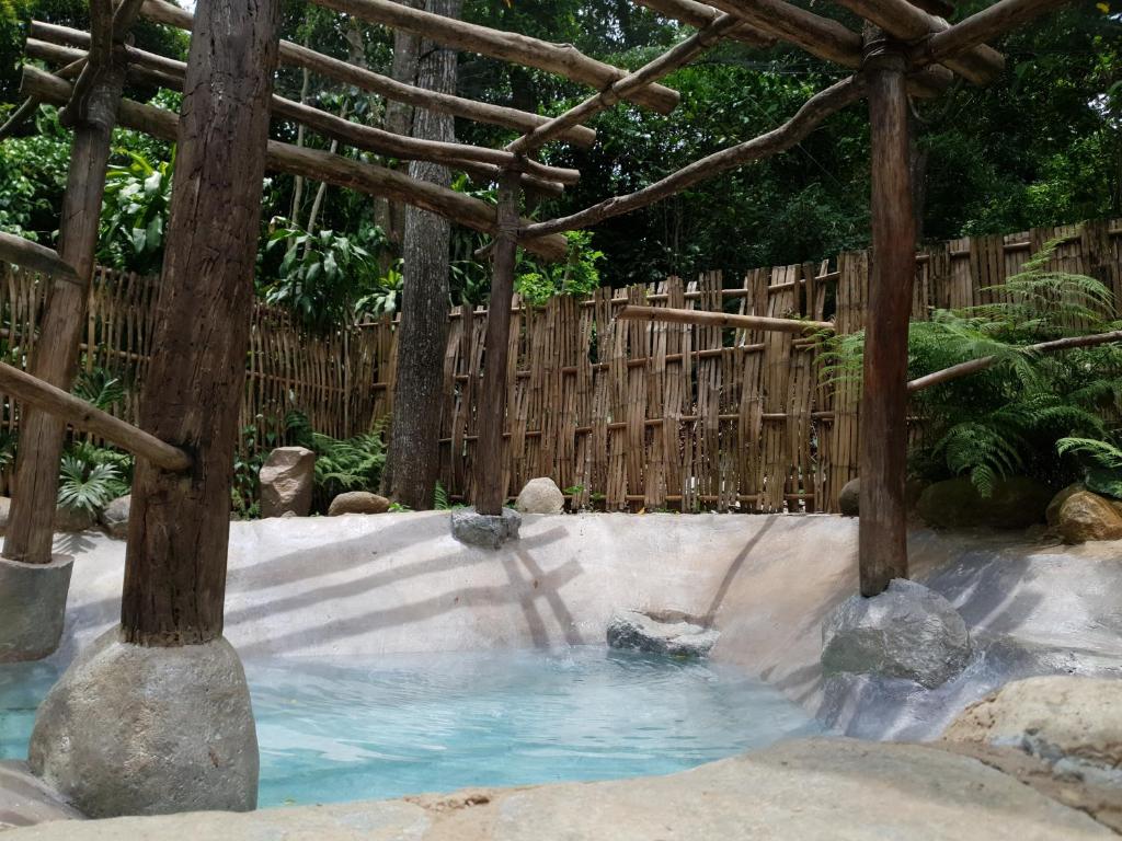 Maka-Kalinaw 5 Wabi sabi Room, Forest Deck View photo