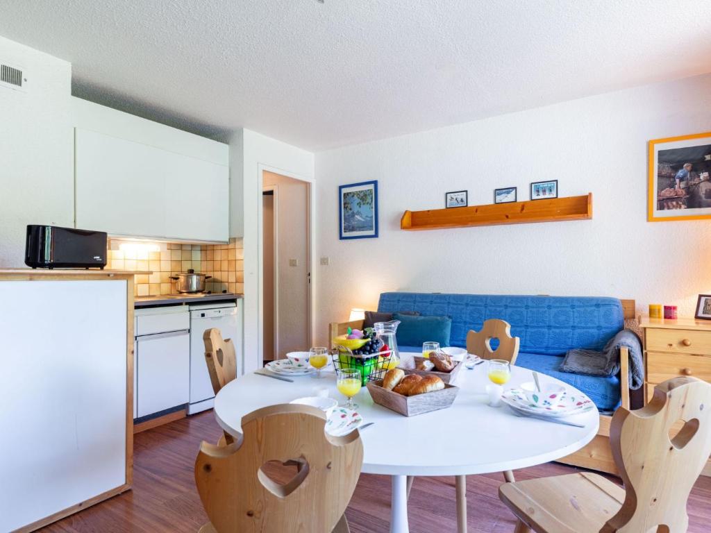 Apartment Vostok Zodiaque-57 by Interhome - 2