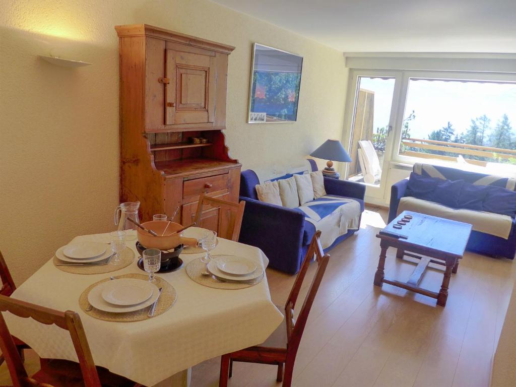 Apartment Terrasse Des Alpes 814 by Interhome - 2