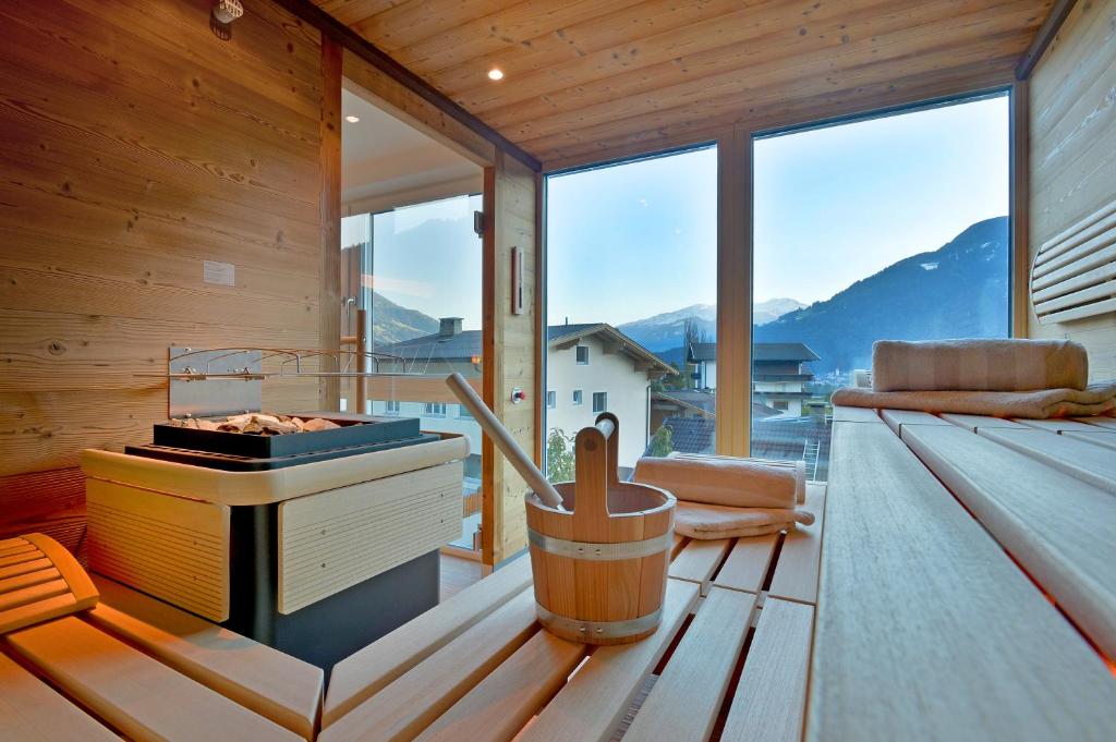 Das Sonnleiten Ski- und Motorradhotel Bruck im Zillertal - 5
