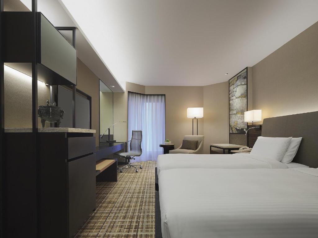 Hong Kong New World Millennium Hong Kong Hotel Additional