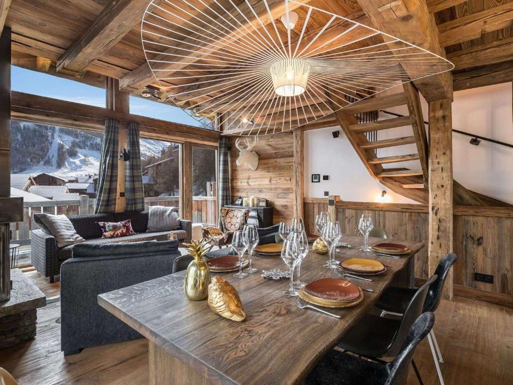 Chalet de Luxe à Val d'Isère avec Jacuzzi et Hammam - FR-1-567-8 - 2