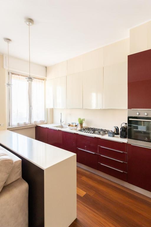Rosselli 13 Milan Apartment - 5