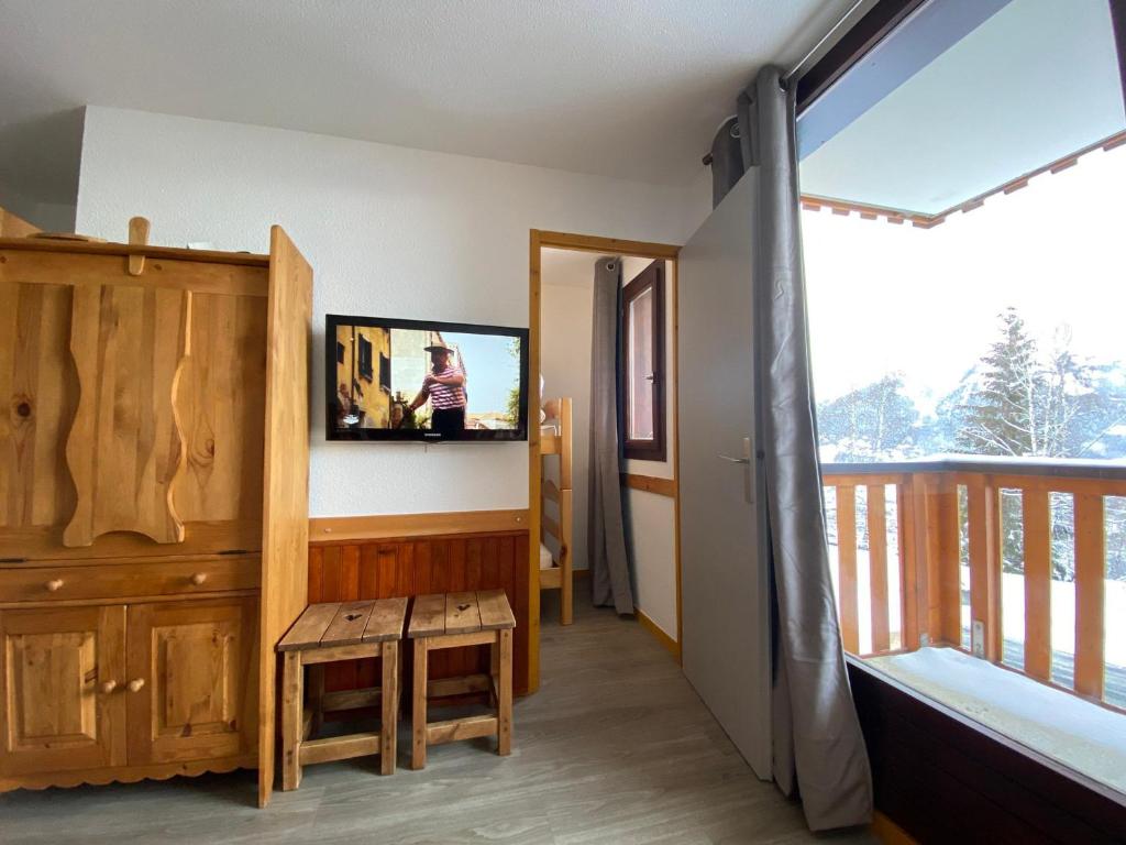 Studio cosy, accès direct pistes, proche commodités - FR-1-181-2505 - 4