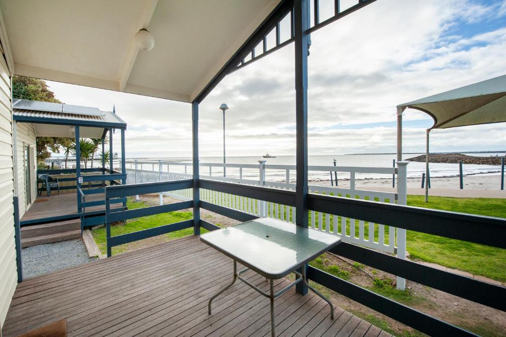 Wallaroo Beachfront Tourist Park photo