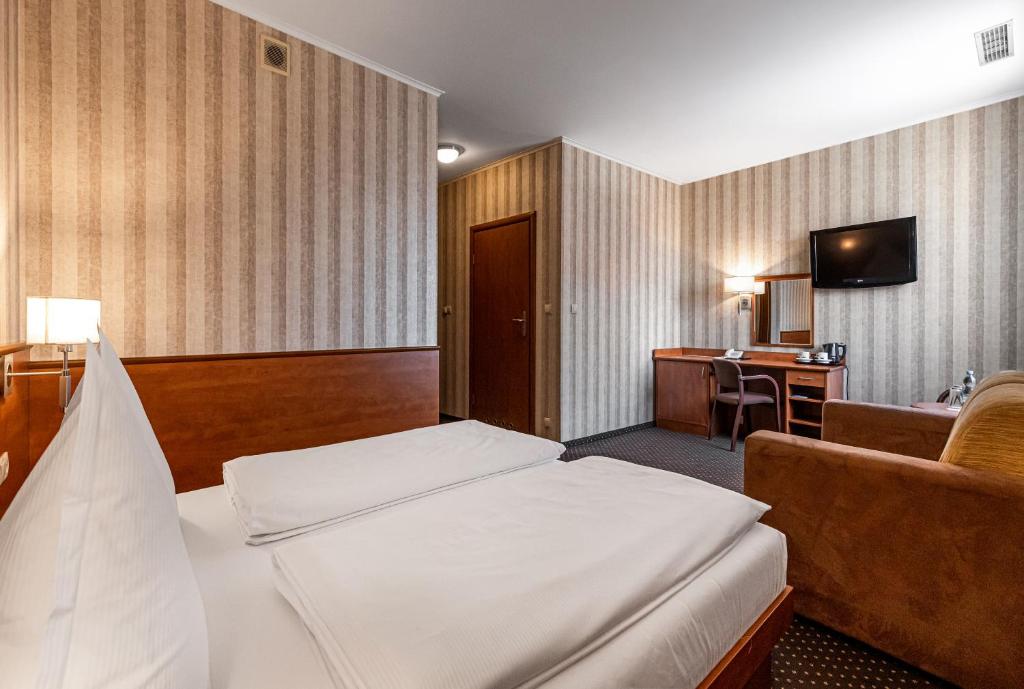 Premium Hotel Bacero Wroclaw photo