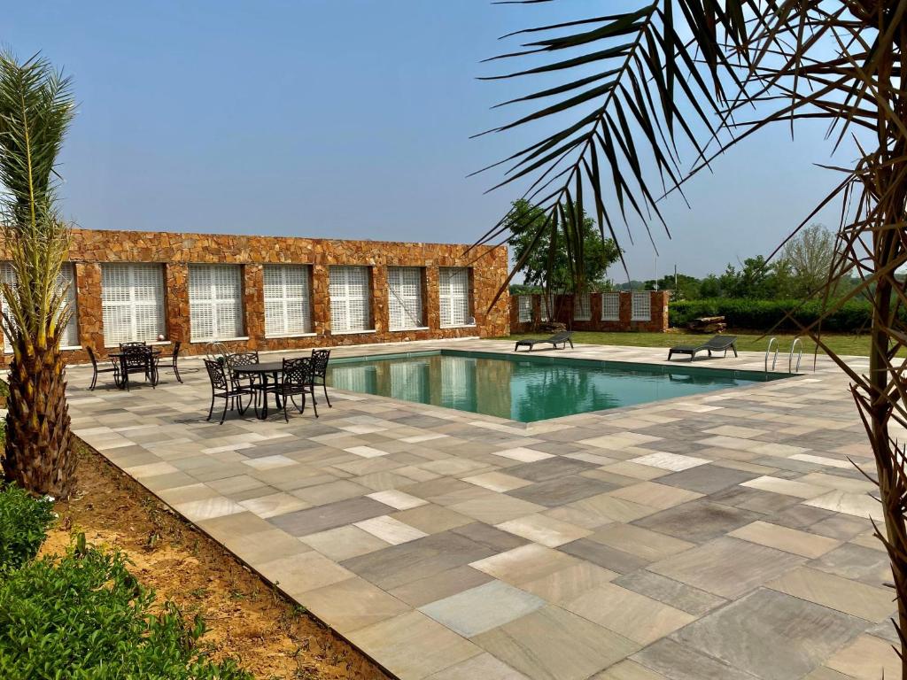 Sariska Safari Lodge photo