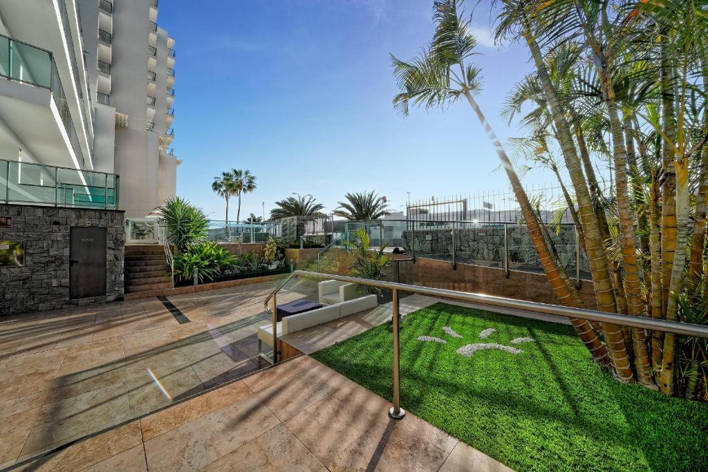 Morasol Suites — Hotel building in Puerto Rico, Canary Islands