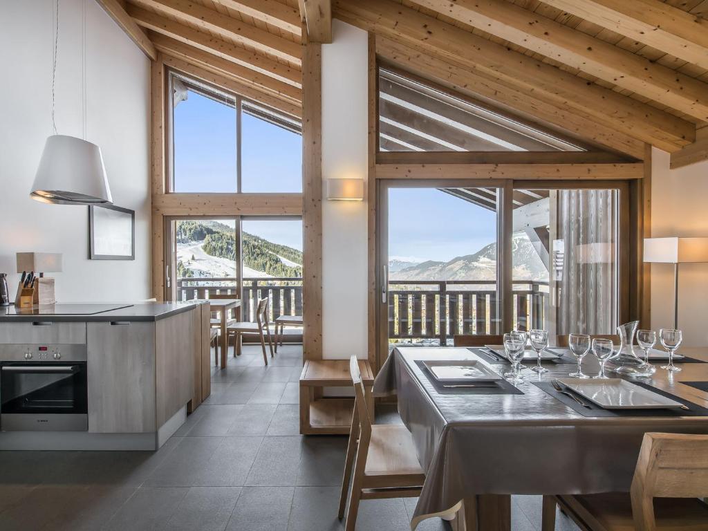 Duplex de charme 4 chambres avec Wifi et parking à Courchevel Moriond - FR-1-563-4 - 2
