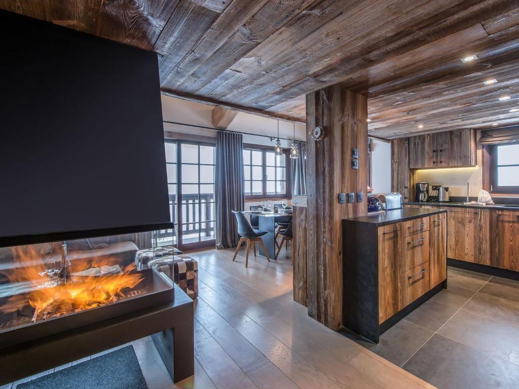 Chalet chaleureux avec SPA proche pistes à Méribel - FR-1-566-24 - 2