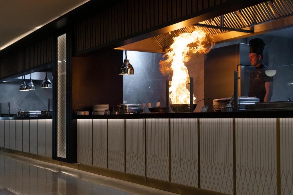 طعام و مشروبات