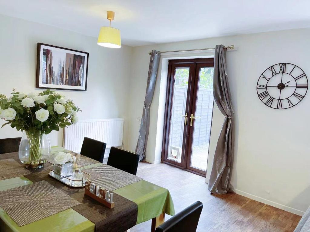 Oxford City Centre House With Parking — Hotel in Oxford