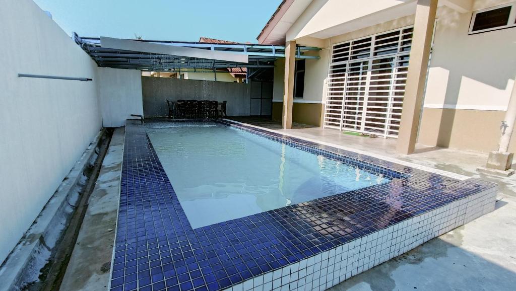 Maisarah Homestay photo