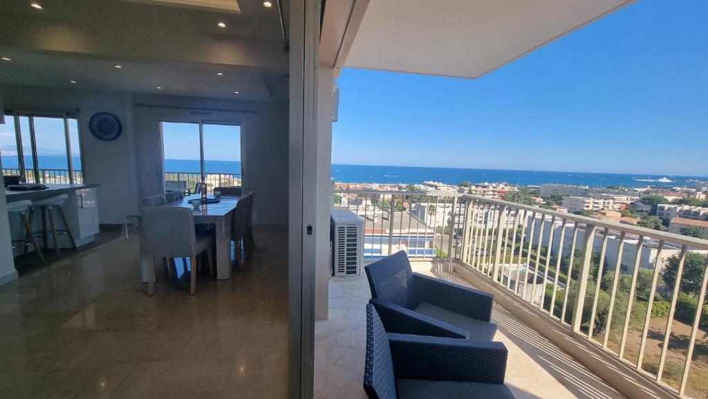 LUXURY APPARTEMENT Vue MER PANORAMIQUE - 5