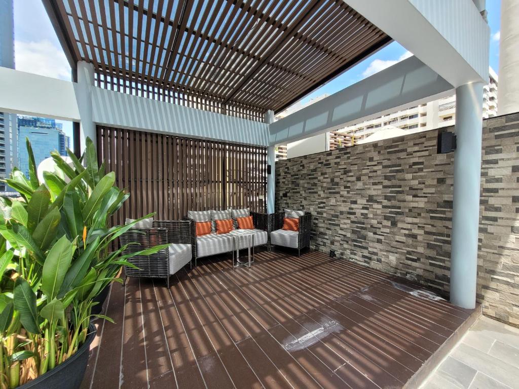 Citrus Suites Sukhumvit 6 by Compass Hospitality