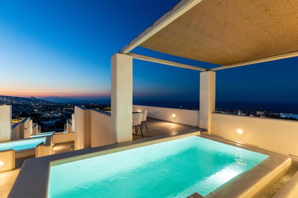 SERAPIAS SUITES — Hotel in Santorini