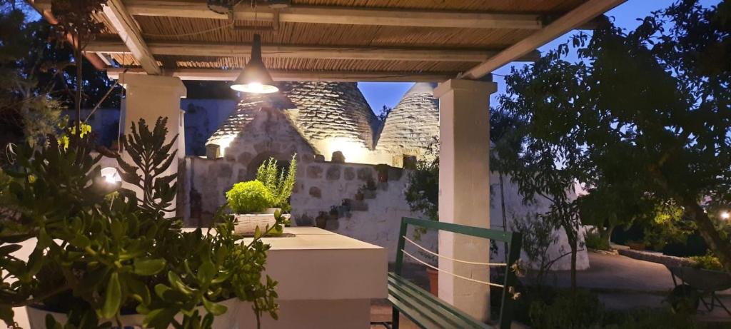 TRULLO PIETRAPOESIA, Ostuni