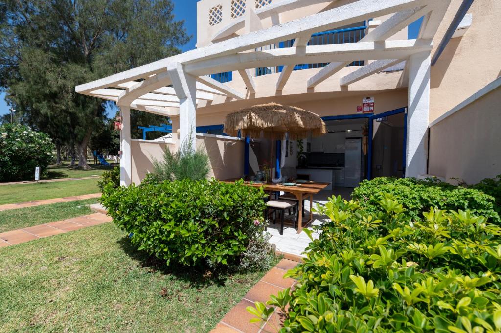 Apartamentos Playa Feliz - 4