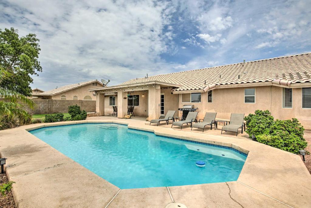 Sunny Yuma Retreat with Private Pool and Grill!, Yuma