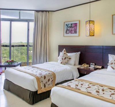 HOTEL LIVING INTERNATIONAL, ASHKONA — Hotel in Dhaka