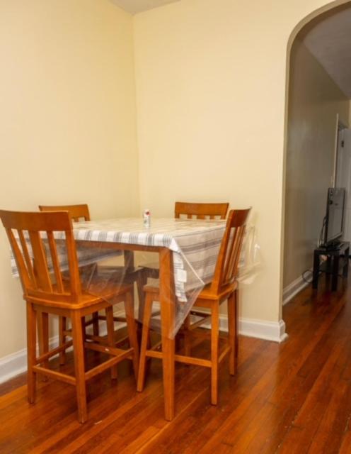 Spacious 2 bedroom apartment photo