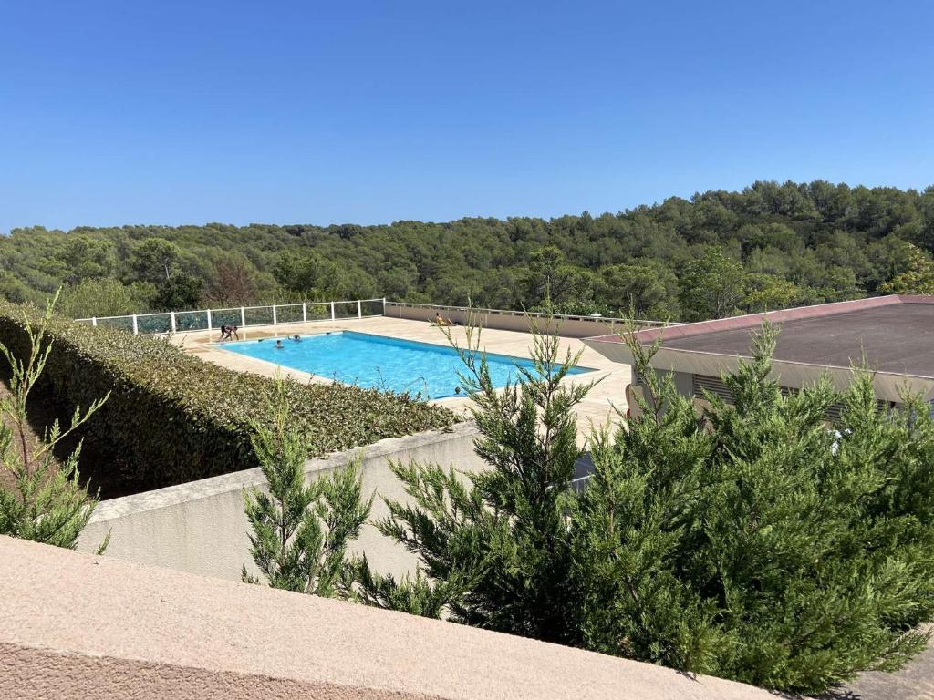 Appartement 2 pièces avec terrasse et parking à Roquebrune-sur-Argens - 4