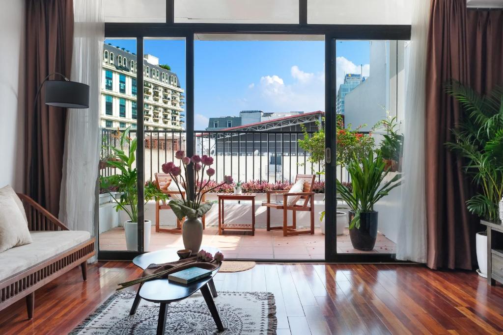 Blissington Apartments &amp; Hotels — Hotel in Hanoi