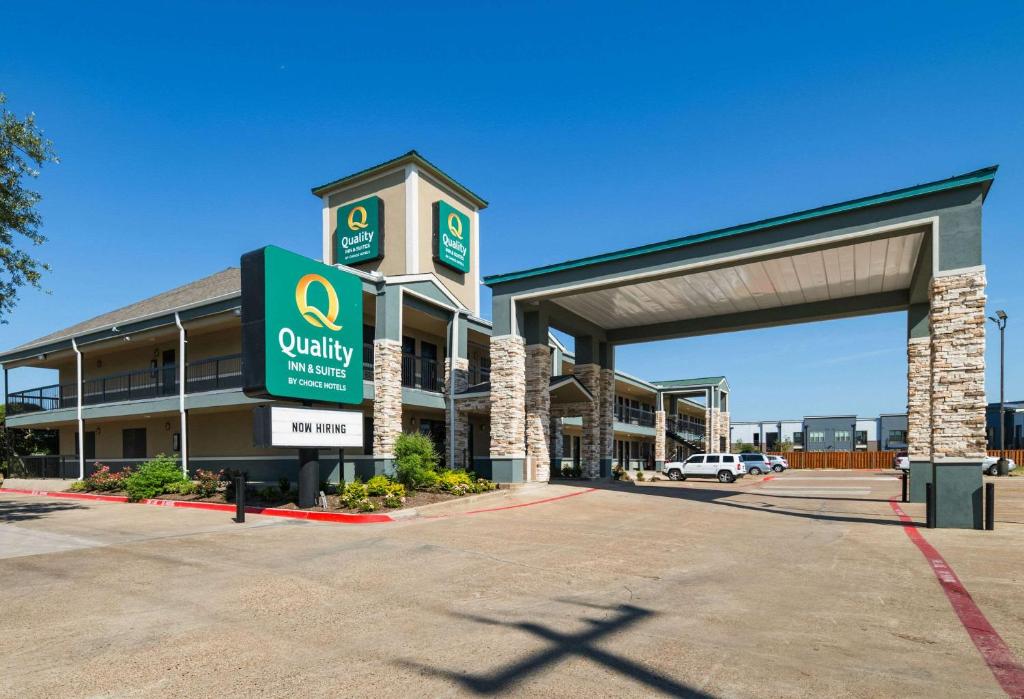 Quality Inn & Suites Garland - East Dallas, Garland