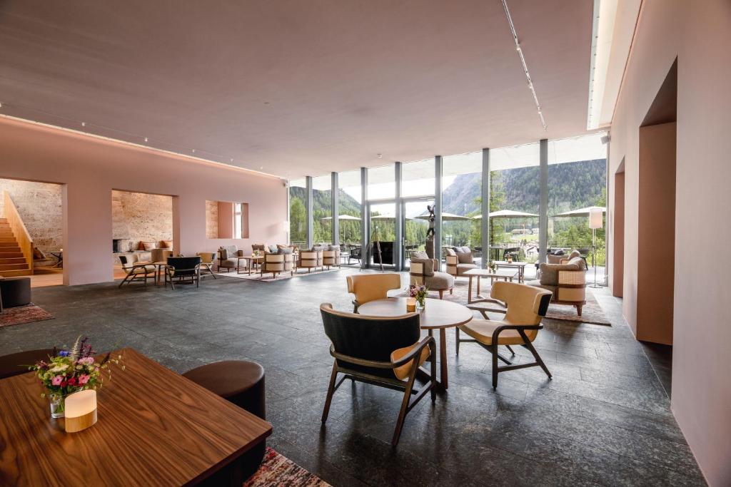 Hotel Saratz Pontresina photo