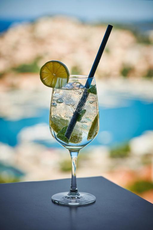 Hotel Adria — Restaurant & bars in Dubrovnik, Dubrovnik-Neretva