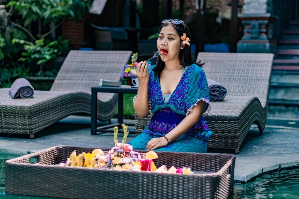 อาหารและเครื่องดื่ม