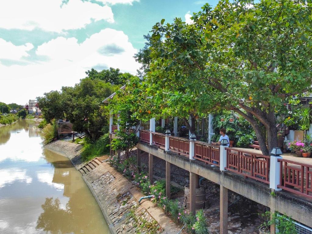 Romyen Cafe' Homestay photo