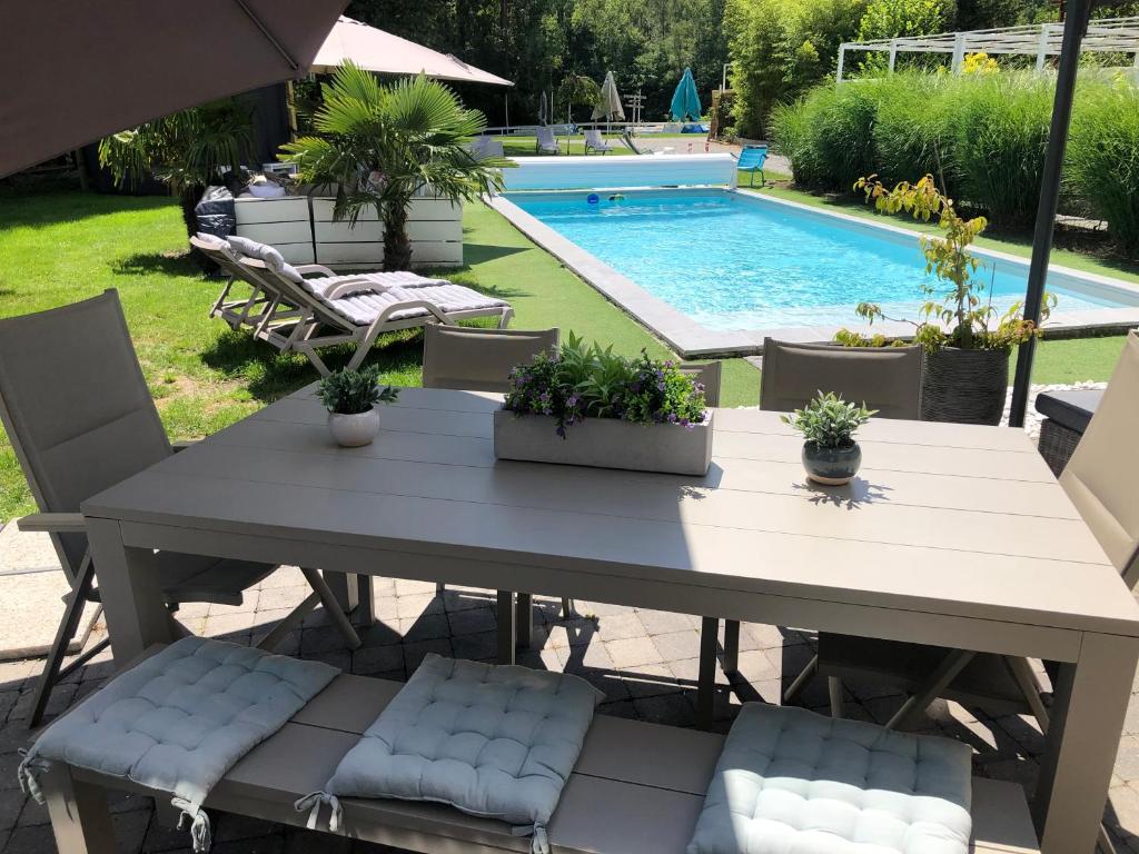 O’Berges D’Astacus, Beloeil