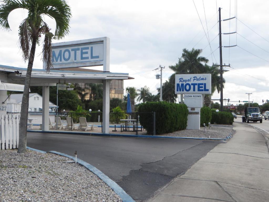 Royal Palms Motel — Hotel in Stuart (FL)