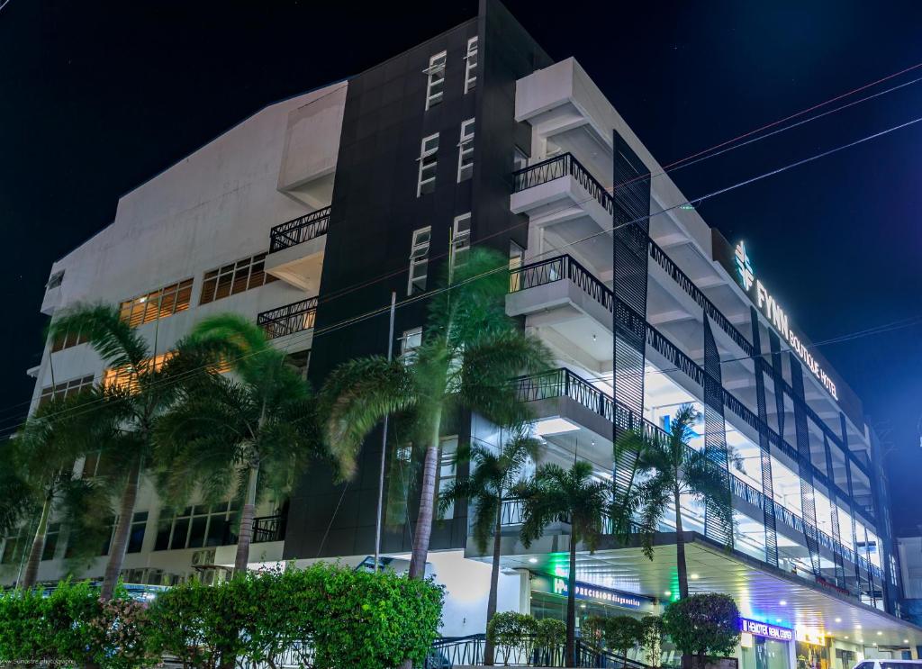 FYNN BOUTIQUE HOTEL