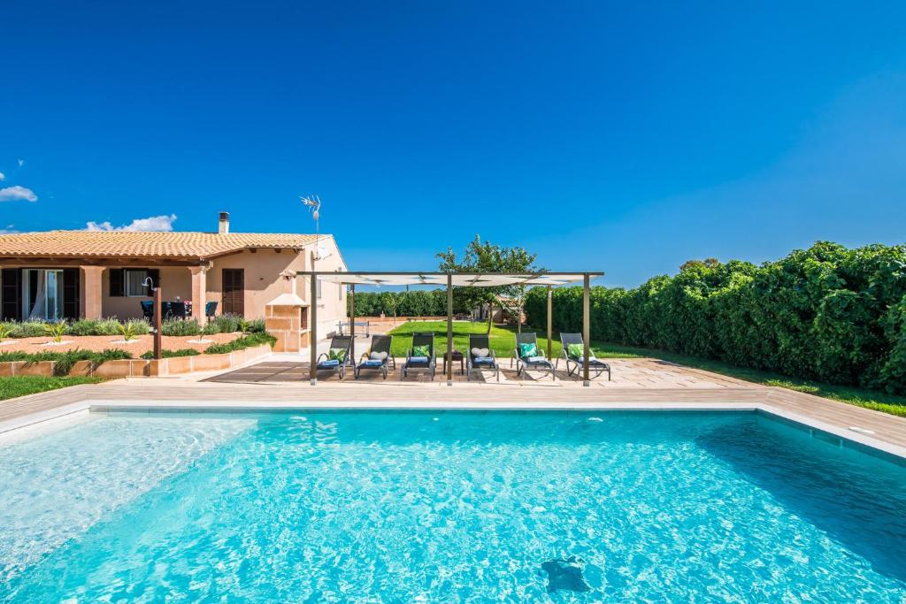 Ideal Property Mallorca - Villa del Nord, Sa Pobla