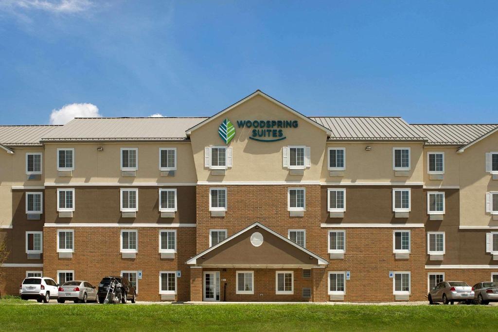 WoodSpring Suites Louisville Jeffersontown photo