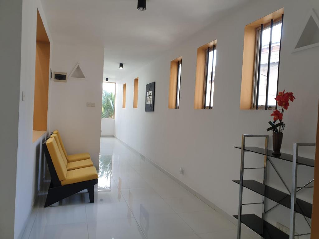 Aqualine Residencies, Dehiwala photo