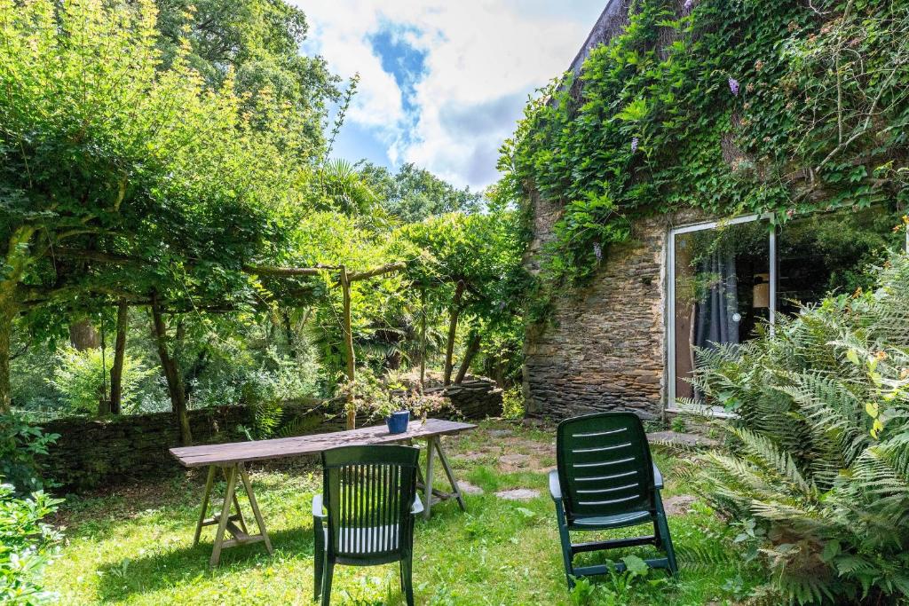 Moments d exception dans cette maison entouree de verdure