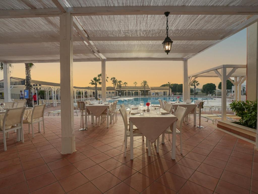 Sikania Eco Resort