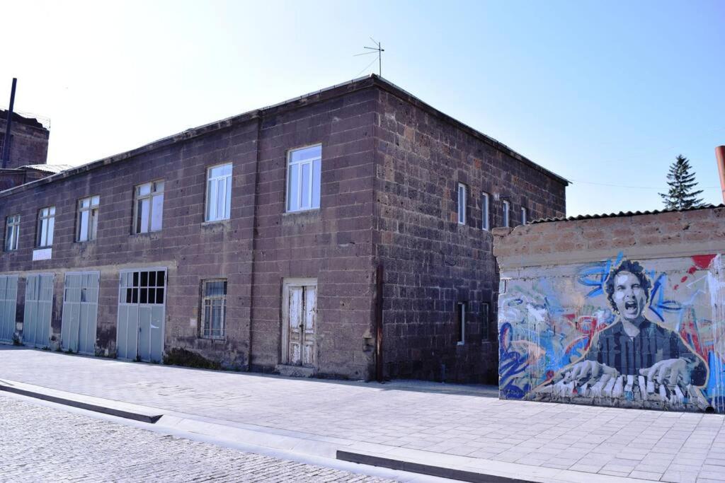 Jivani 64 — Hotel in Gyumri