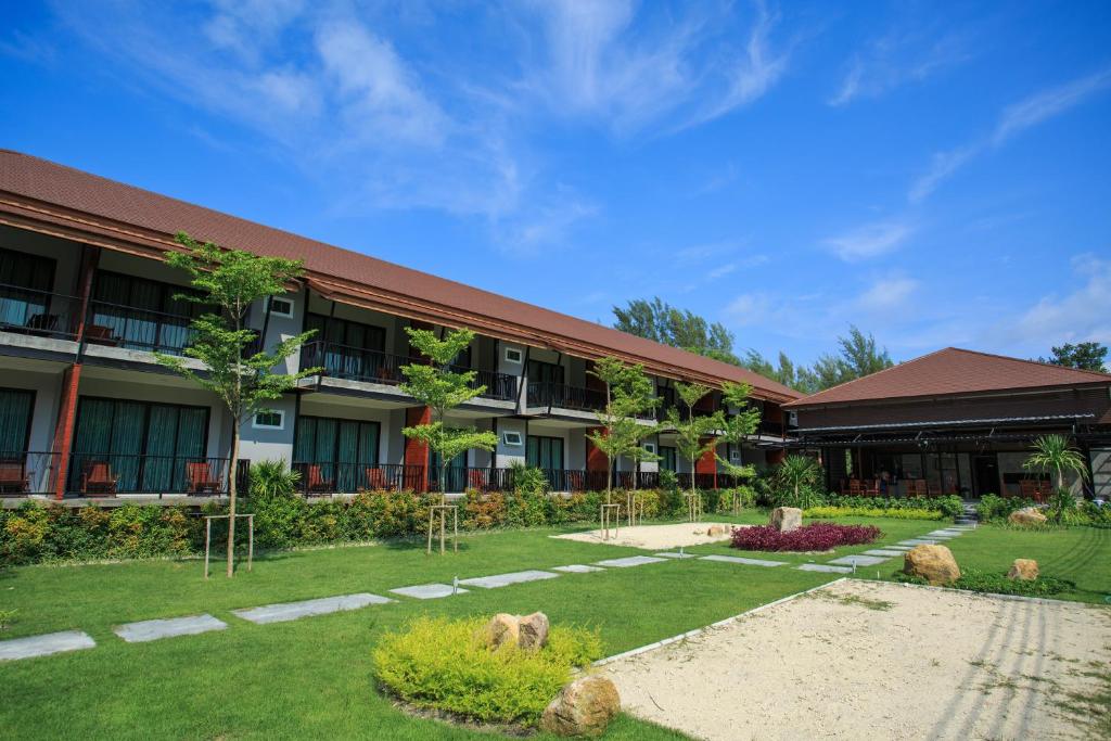 Exterior view, The Breeze Lipe Resort in Ko Lipe