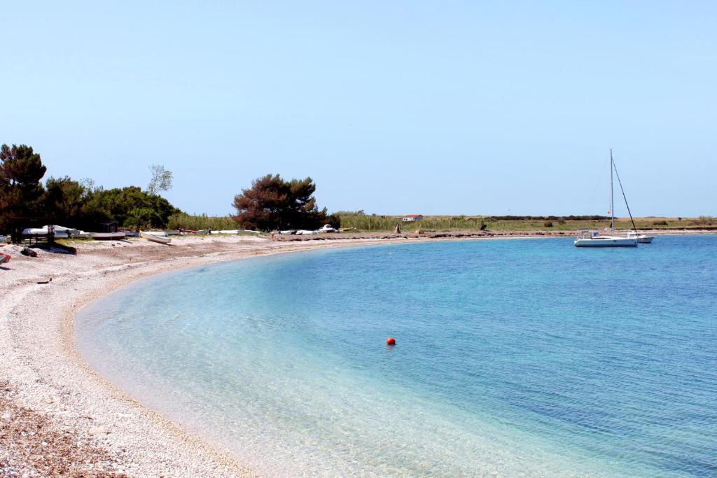 Apartments by the sea Unesic - Unije, Losinj - 8044 photo