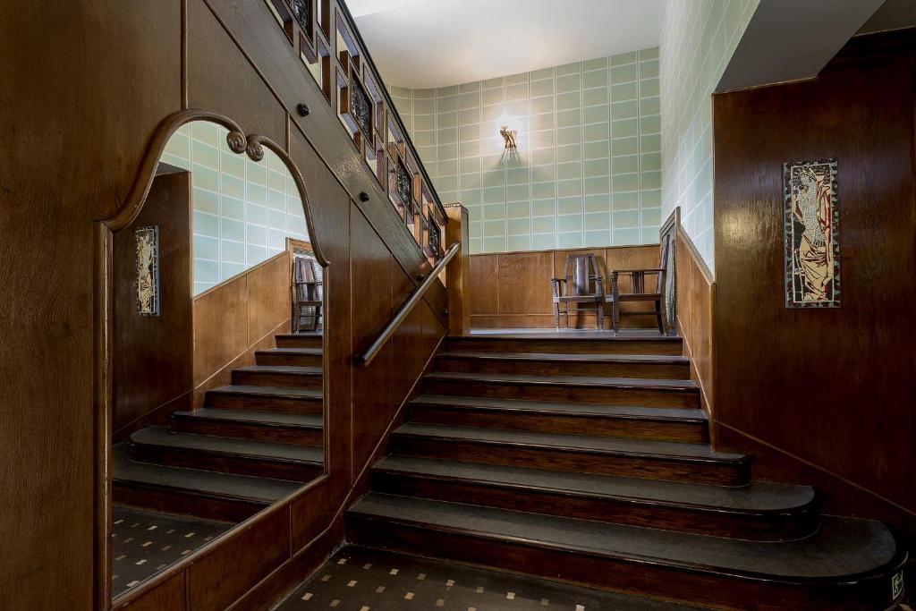 Hotel Okresni Dum — Hotel in Hradec Kralove