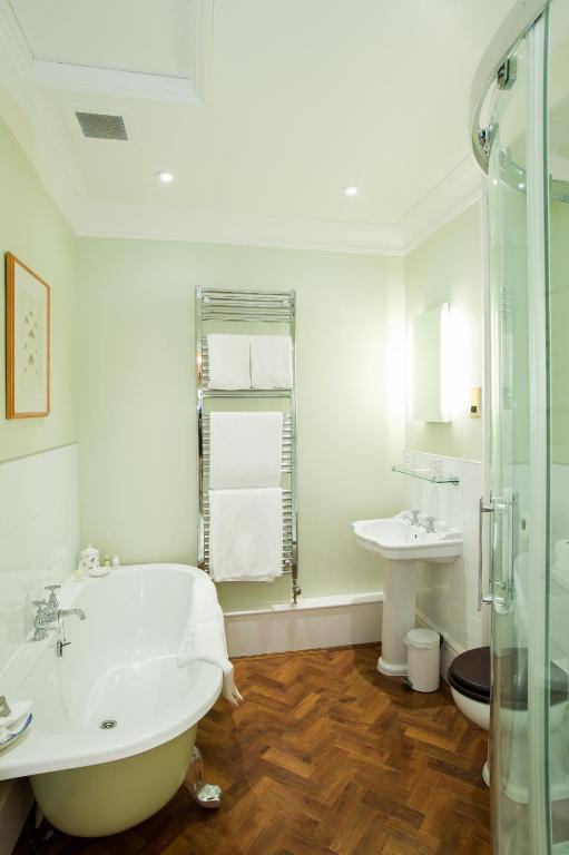 Llangoed Hall Hotel photo