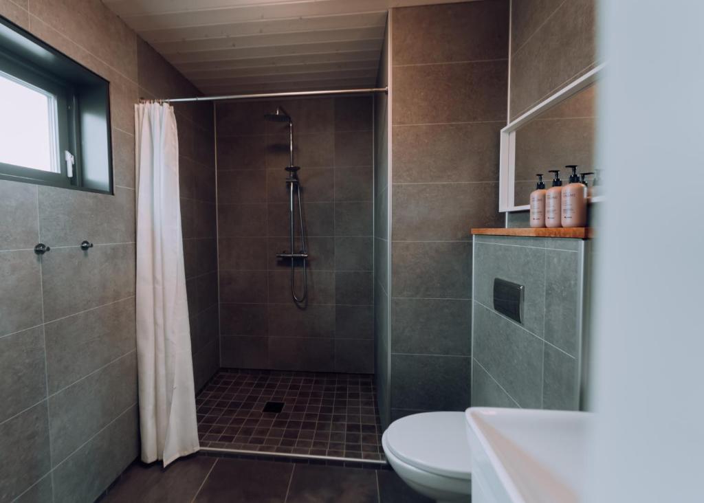 Heima Holiday Homes photo