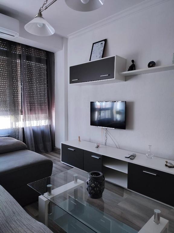Piso apartamento 3 dormitorios, aire acondicionado - 1
