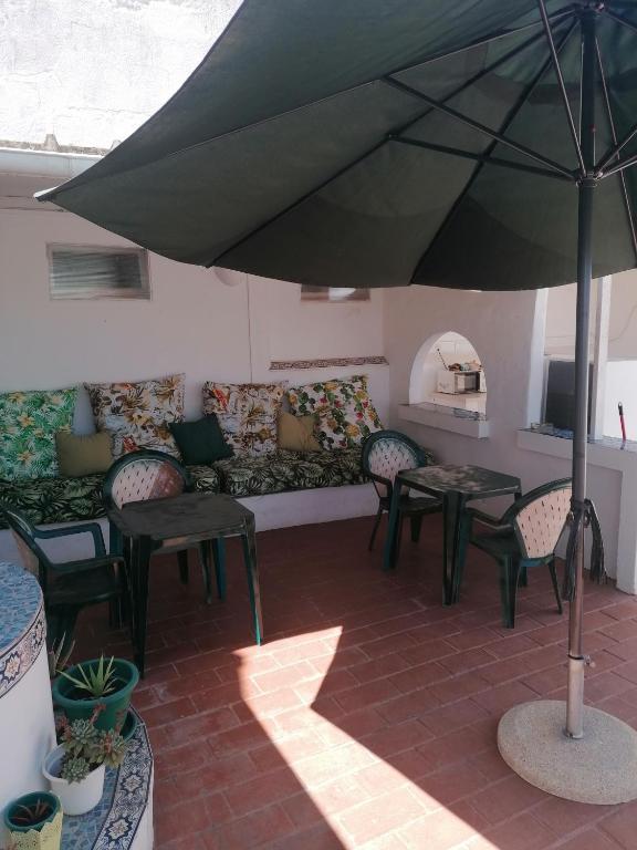 Iguana Guesthouse photo